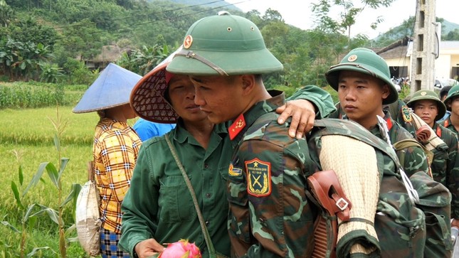 Làng Nủ, chuyện chưa kể - Kỳ cuối: Đằm sâu tình 'cá nước' ảnh 3