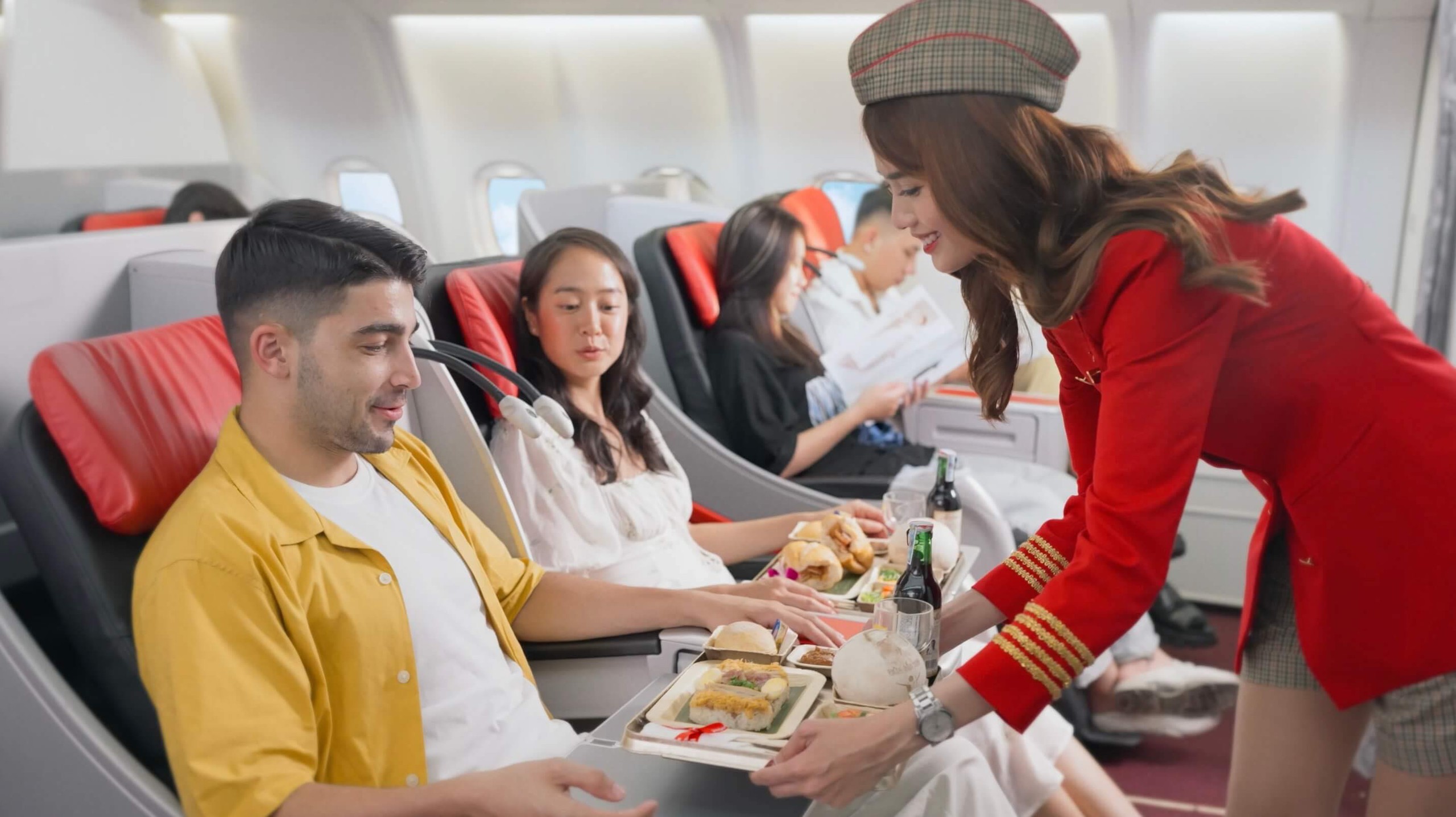 Vietjet tạo môi trường làm việc chuyên nghiệp bằng chính sách ưu việt- Ảnh 2.