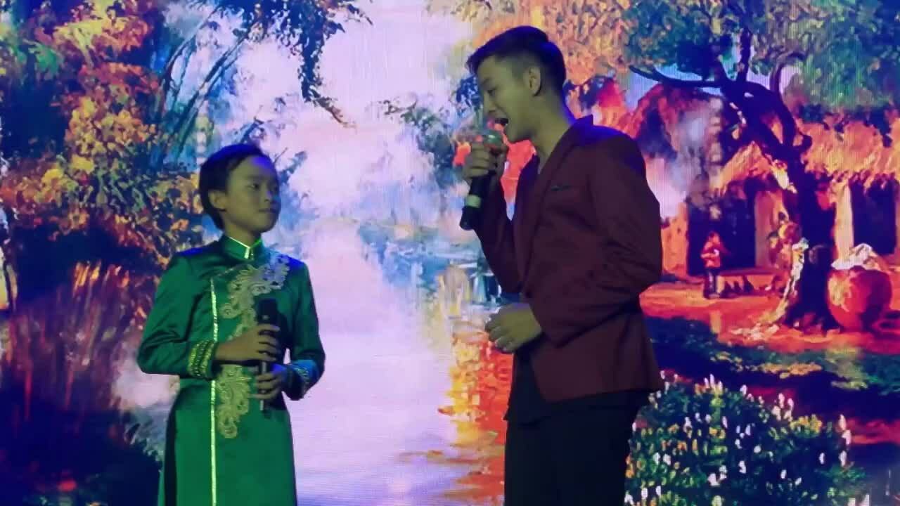 Hoài Lâm, Hồ Văn Cường song ca "Còn thương rau đắng mọc sau hè" (2016)