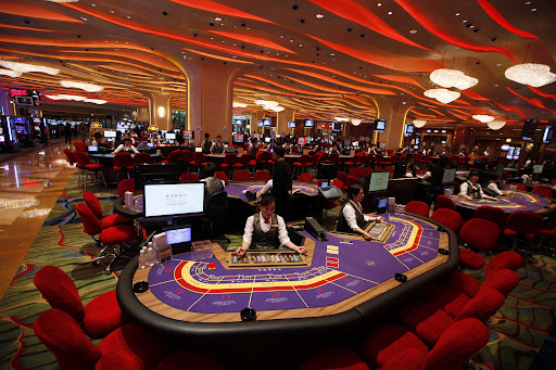 Kéo dài thời gian thí điểm cho người Việt vào chơi casino- Ảnh 1.