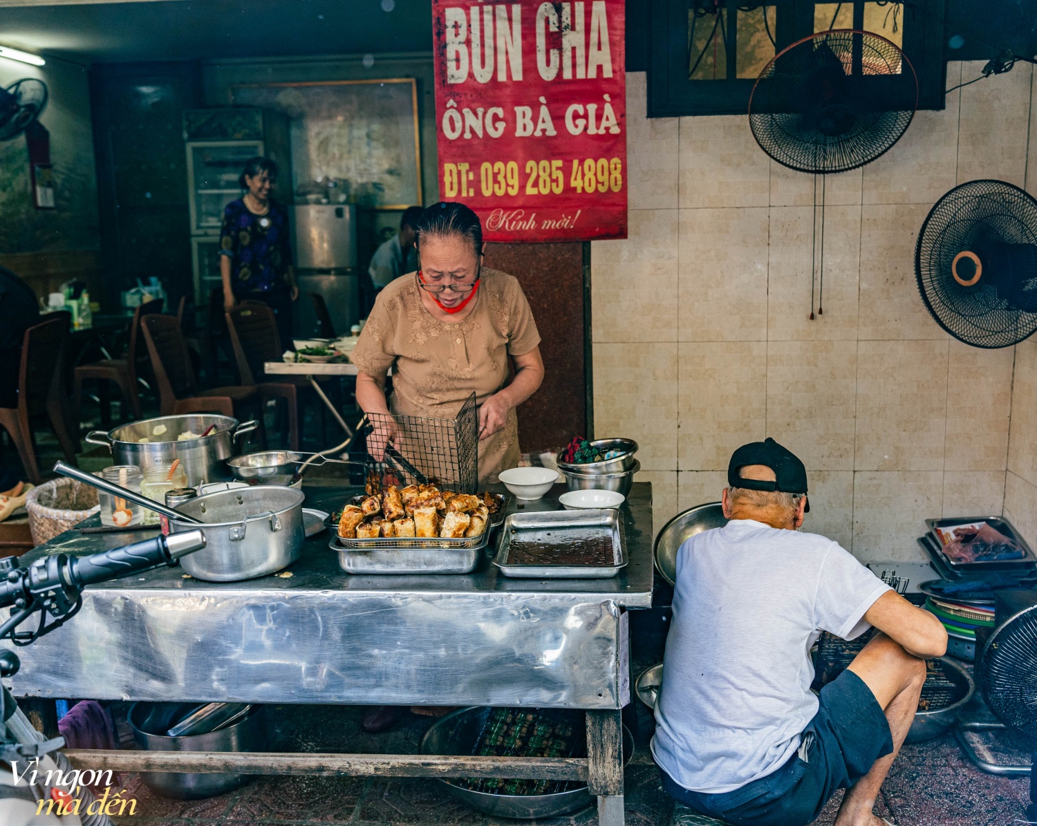 Quán bún chả 