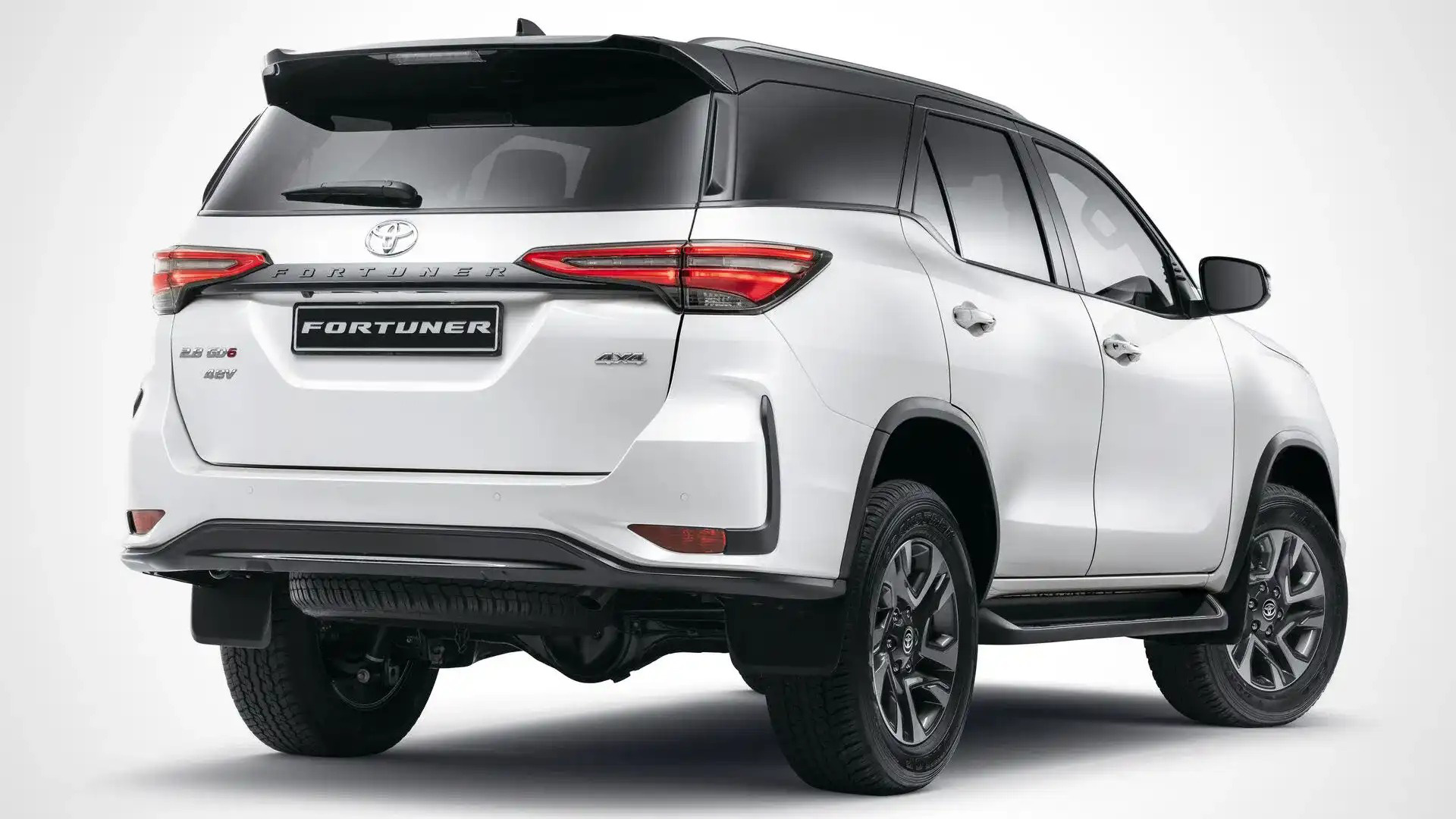 Toyota Fortuner hybrid có thể xuất hiện tại các khu vực khác, hứa hẹn có Đông Nam Á? - Ảnh 2.