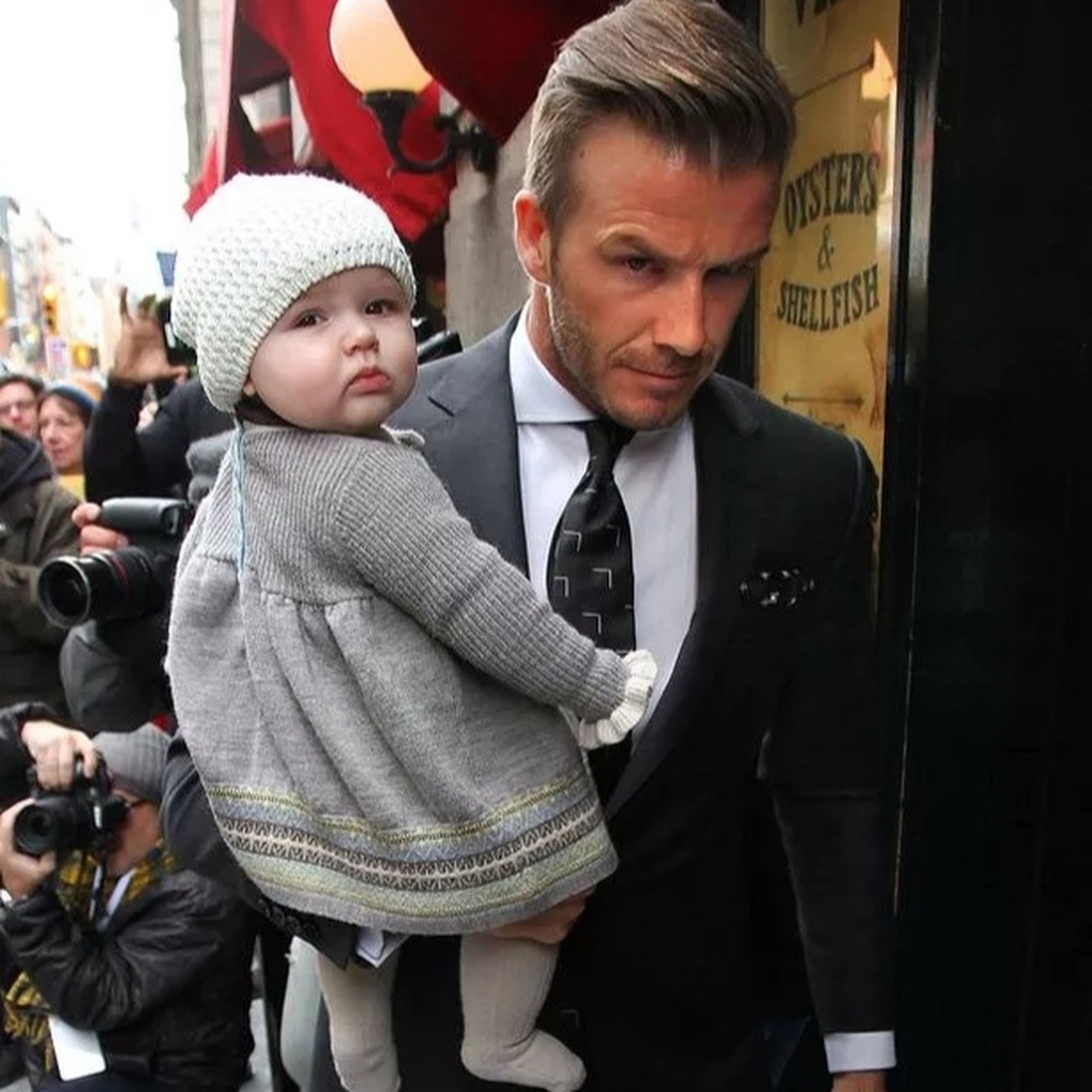 Vẻ ngoài xinh đẹp của con gái út nhà Beckham ở tuổi 13 - 3