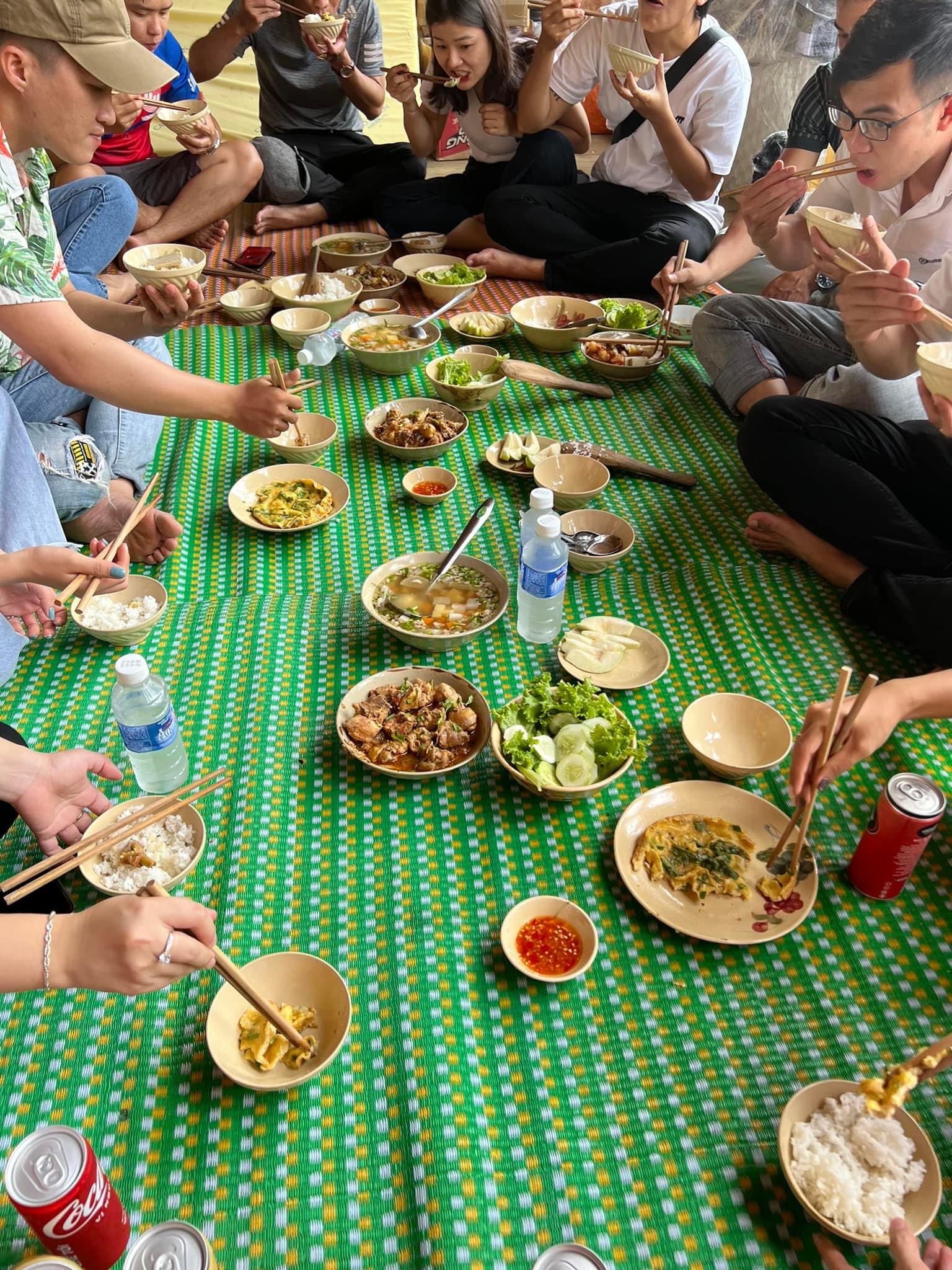 Sốc với phiếu tính tiền ăn uống “trên trời” tại một farmstay ở “cổng trời” Bình Định - Ảnh 2.