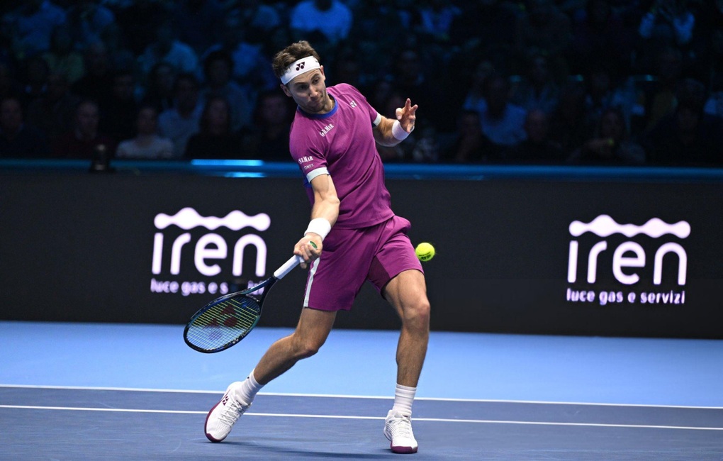 Zverev, Ruud vào bán kết, Alcaraz chia tay ATP Finals - 2