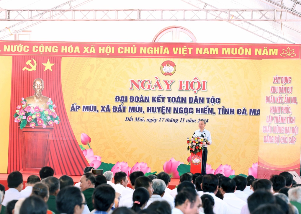 Tổng Bí thư Tô Lâm dự Ngày hội Đại đoàn kết toàn dân tộc tại ấp Mũi của Cà Mau - 2