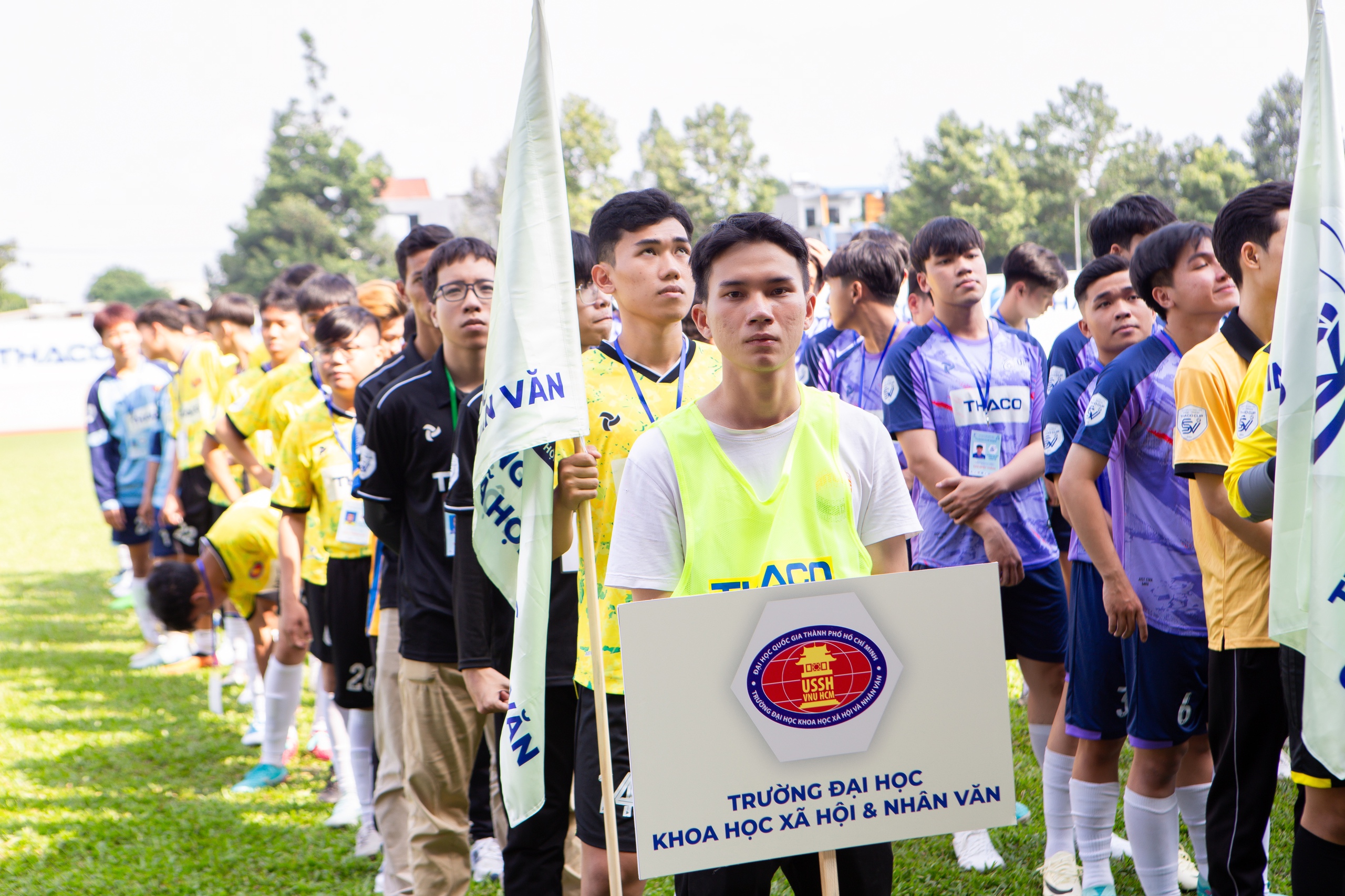 Ấn tượng lễ khai mạc giải bóng đá sinh viên ĐHQG TP.HCM - THACO Cup 2024- Ảnh 9.