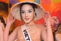 Hoa hậu Kỳ Duyên gây sốt khi mặc áo dài, đội nón lá ở Miss Universe