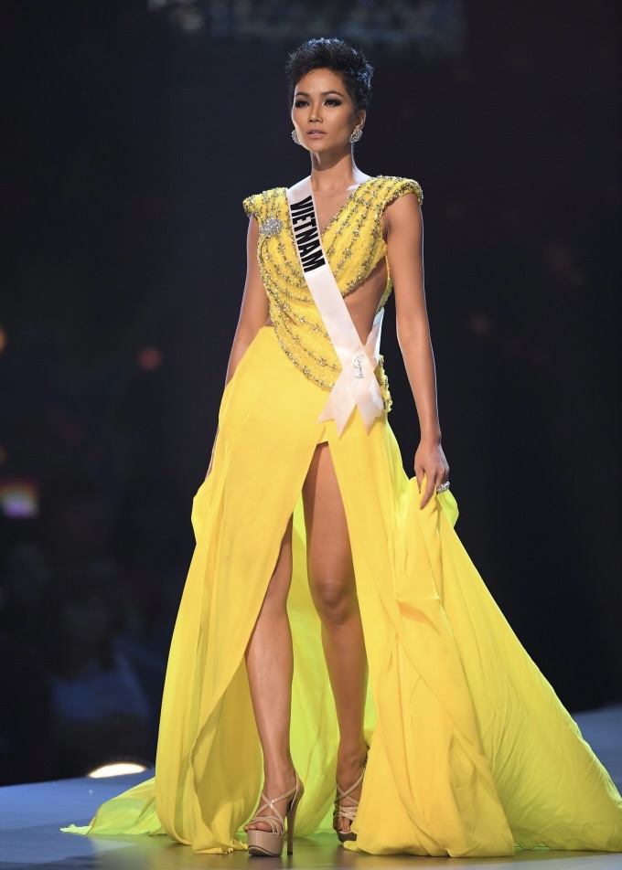 H'Hen Niê đã làm gì ở Miss Universe 6 năm trước mà thành huyền thoại đến ngày nay?- Ảnh 3.