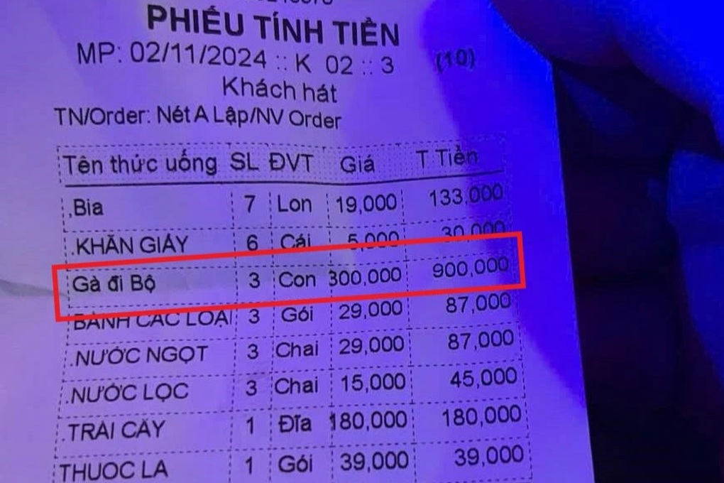 Bí ẩn món gà đi bộ của quán karaoke ở Đà Nẵng - 1