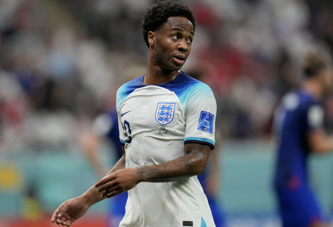 Raheem Sterling từng phải bỏ dở World Cup 2022 đẻ trở về nhà sau khi biết tin biệt thự bị đột nhập, ăn cắp tài sản hơn 300.000 bảng. Ảnh: Telegraph