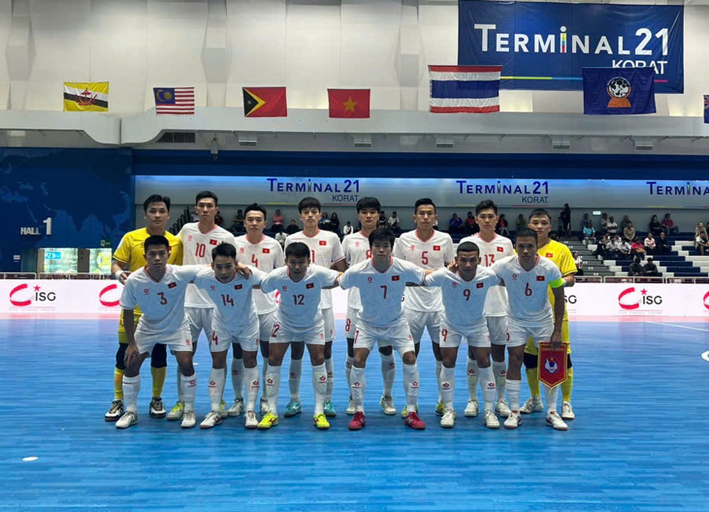 Đội tuyển futsal Việt Nam thắng 14-0, giành vé vào bán kết cùng Thái Lan - 1