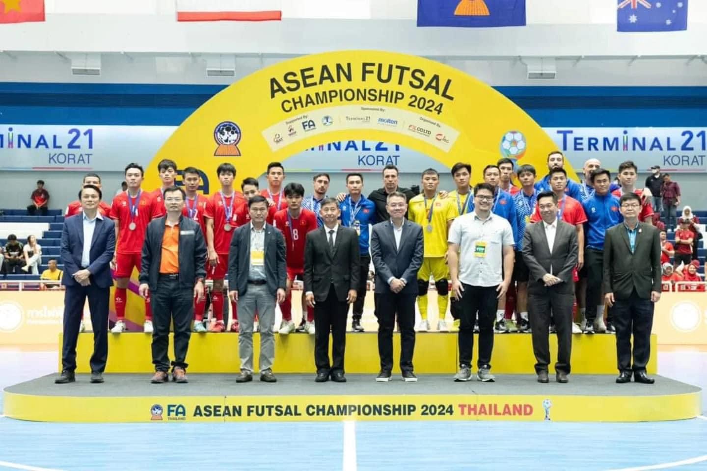 Đội tuyển futsal Việt Nam lỡ hẹn với lịch sử- Ảnh 1.