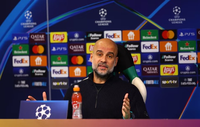 HLV Pep Guardiola trong buổi họp báo trước trận Man City gặp Sporting tại Jose Alvalade, Lisbon, Bồ Đào Nha ngày 4/11. Ảnh: Reuters