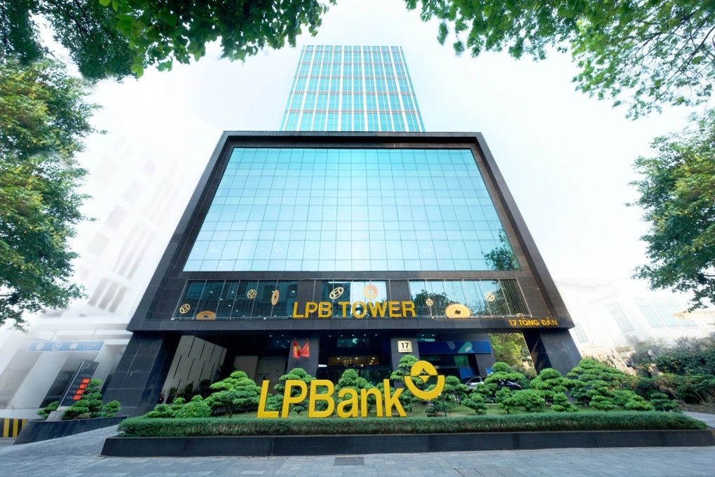 LPBank muốn chuyển trụ sở từ Hà Nội sang tỉnh khác - 1