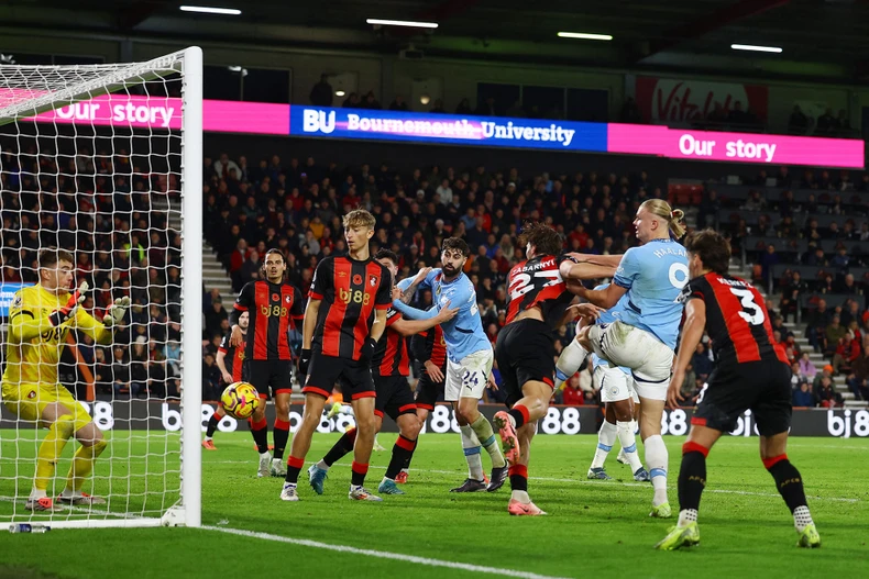 Man City bất ngờ thua 1-2 trước Bournemouth ảnh 1