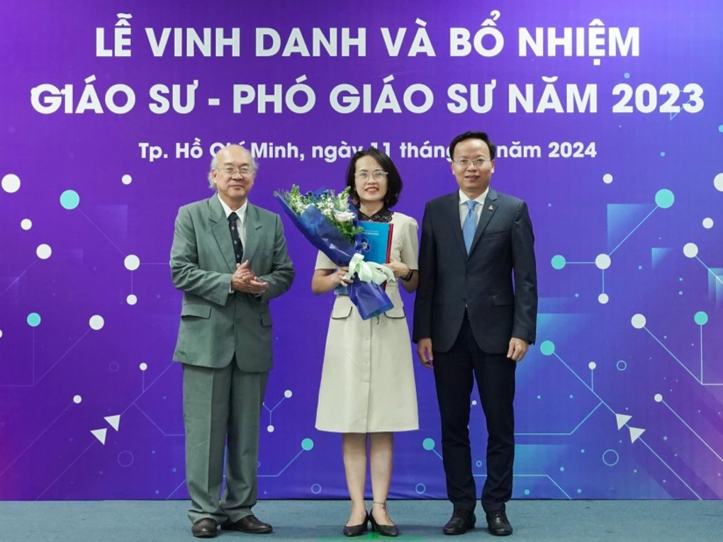 Một đại học có 40 người đạt chuẩn giáo sư, phó giáo sư năm 2024 - 1