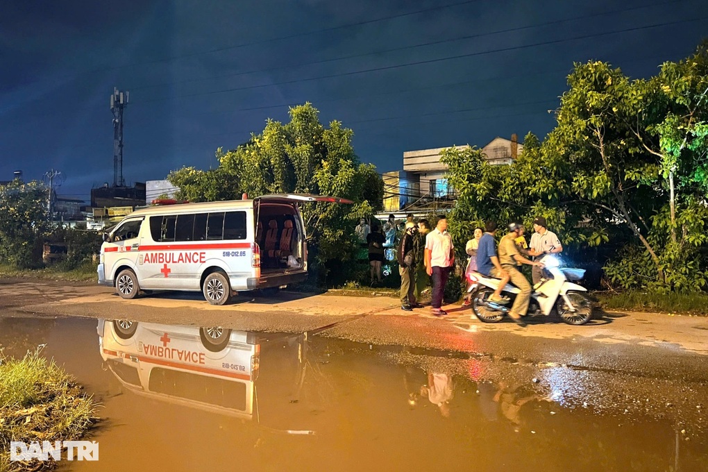 Một người bị tàu hỏa tông tử vong ở TPHCM - 1