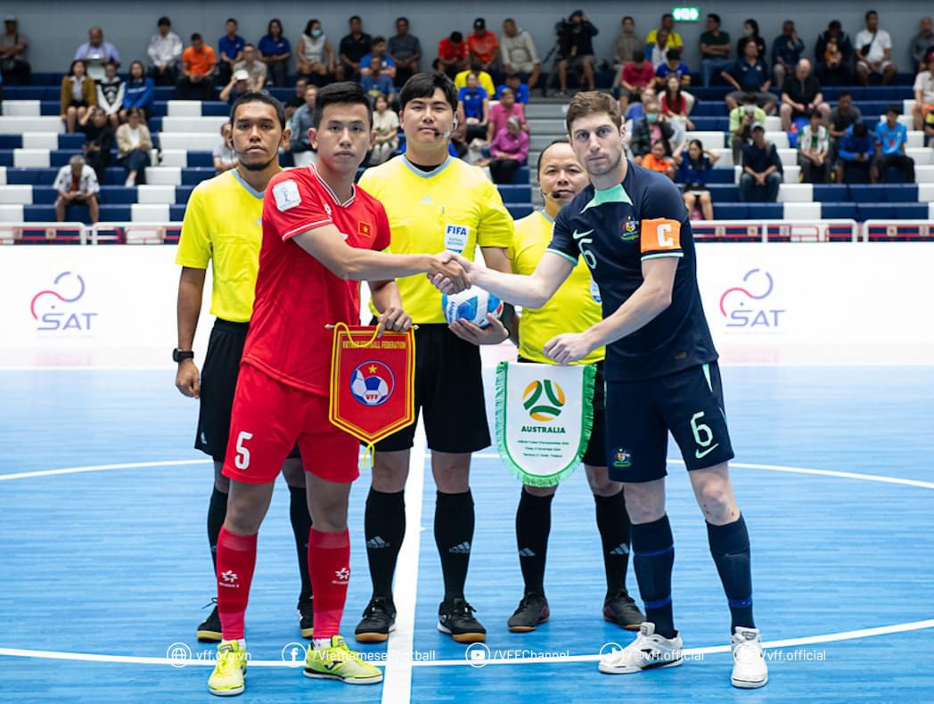 Nóng: Ngược dòng nghẹt thở hạ Úc, đội tuyển futsal Việt Nam hiên ngang vào chung kết- Ảnh 1.