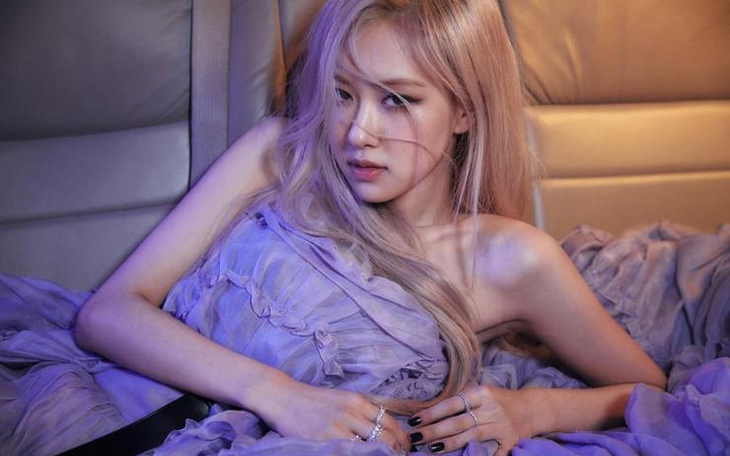 Rosé BlackPink lần đầu trải lòng những tổn thương trong quá khứ - Ảnh 1.