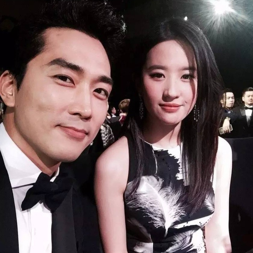 Tài tử Trái tim mùa thu Song Seung Heon đến Hà Nội - 3