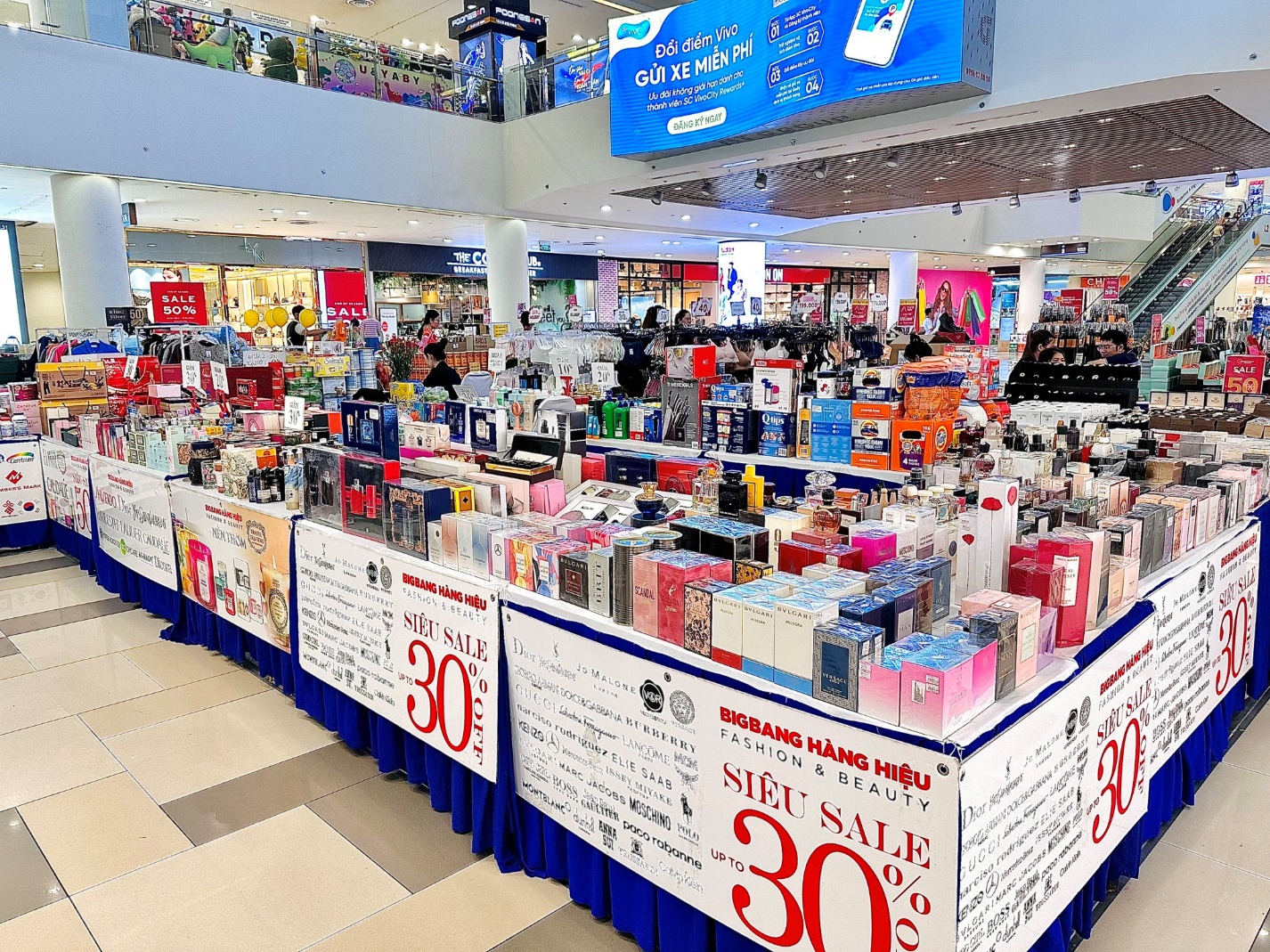 Siêu sale khủng cuối hè - Giảm giá đến 100% chỉ diễn ra tại SC VivoCity Quận 7- Ảnh 3.