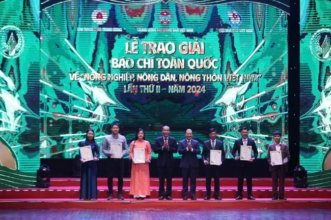 Giải báo chí toàn quốc về nông nghiệp, nông dân, nông thôn