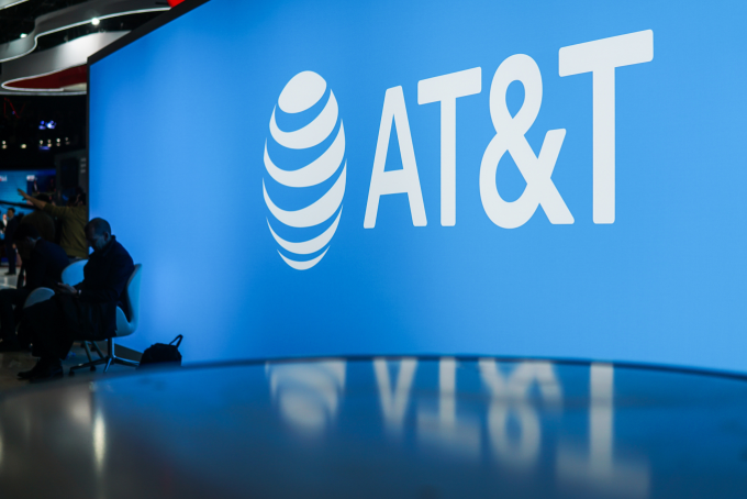 Logo AT&T tại triển lãm MWC ở Tây Ban Nha tháng 2/2023. Ảnh: Lưu Quý