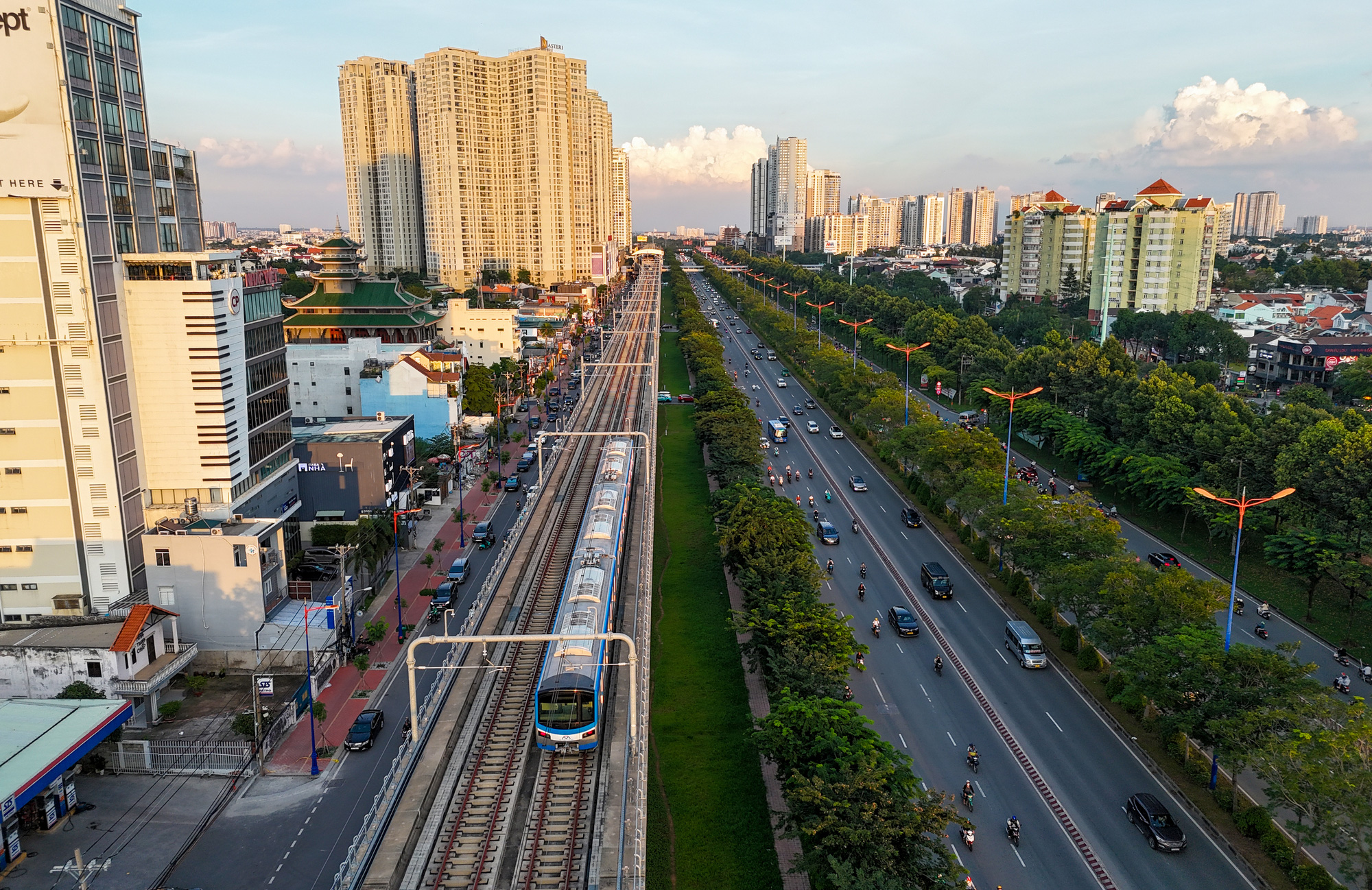 TP.HCM trình siêu đề án làm 355KM METRO trong 10 năm: 2027 đồng loạt khởi công 7 tuyến - Ảnh 1.