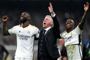 HLV Carlo Ancelotti có nguy cơ bị Real Madrid sa thải