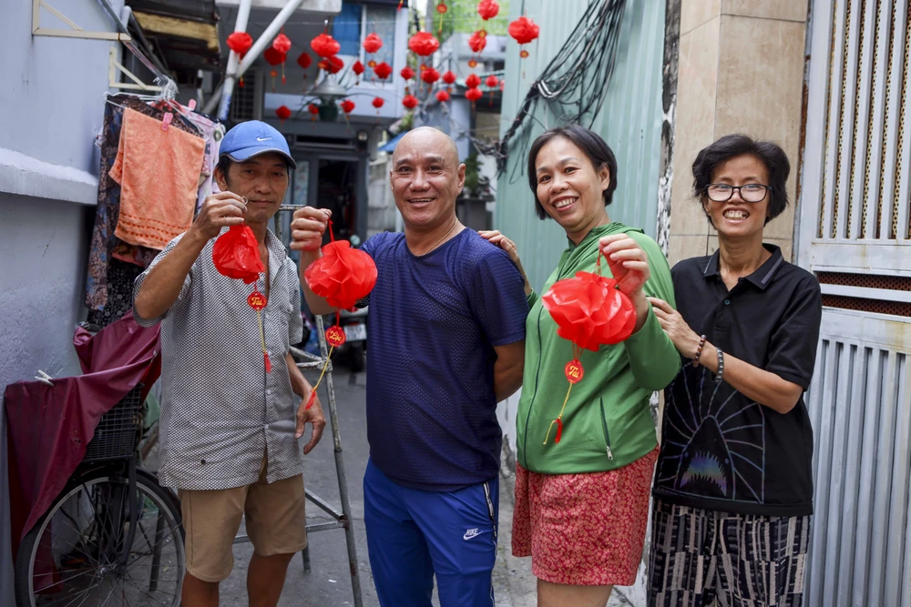 'Chiếc áo Tết' của hẻm Sài Gòn