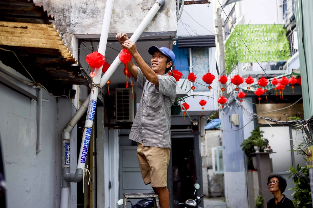 'Chiếc áo Tết' của hẻm Sài Gòn