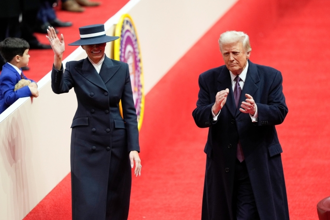 Trang phục của Tổng thống Mỹ Donald Trump và phu nhân Melania trong lễ nhậm chức hôm 20/1. Ảnh: AP