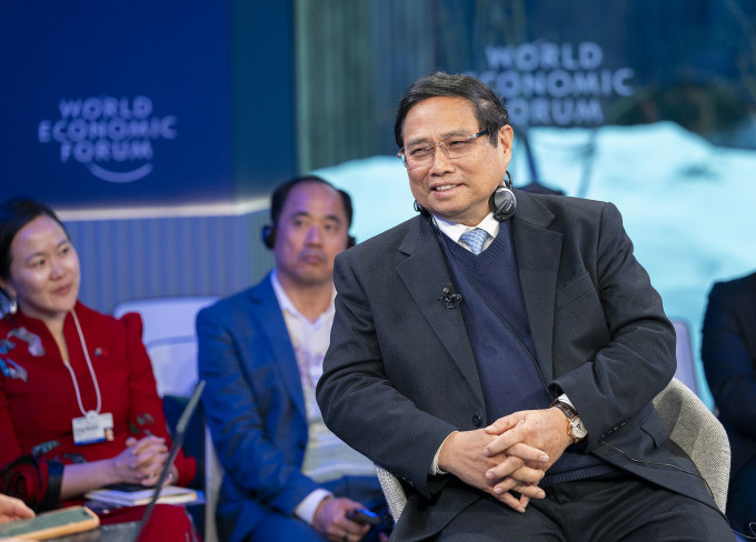 Thủ tướng Phạm Minh Chính tại phiên đối thoại chính sách đặc biệt ở WEF Davos, Thụy Sĩ hôm 21/1. Ảnh: WEF