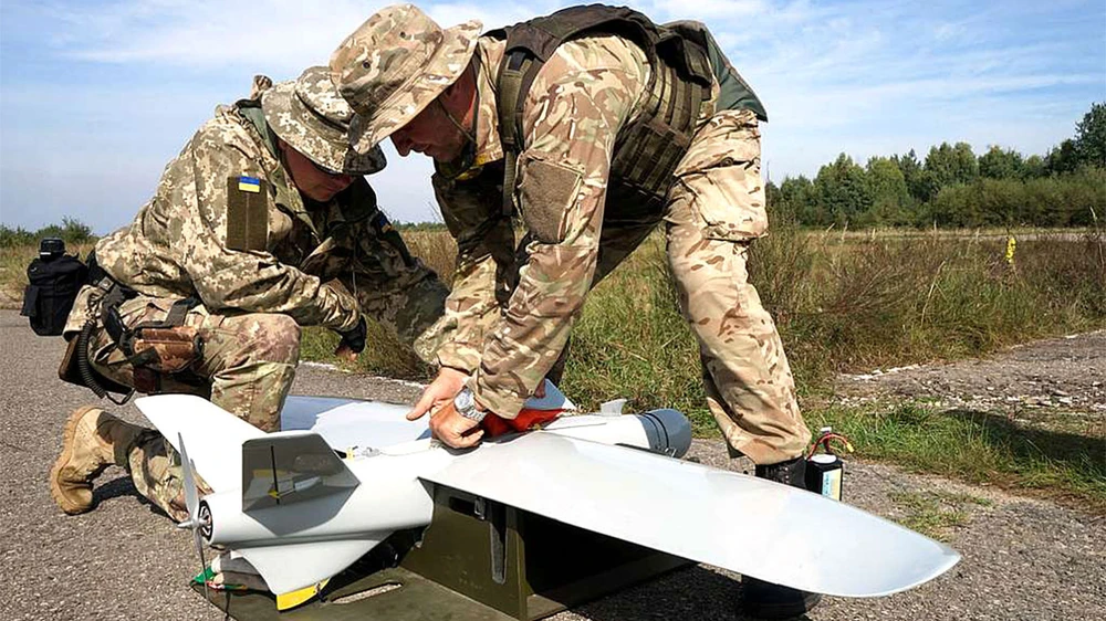 Ukraine đã có thể tấn công sâu vào đất Nga vì hệ thống phòng không Nga bị kéo căng