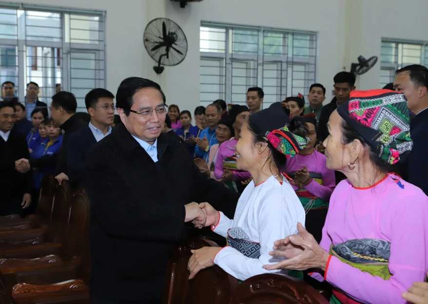 Thủ tướng Phạm Minh Chính tặng quà cho gia đình chính sách, hộ nghèo ở Thanh Hóa - 2.JPG