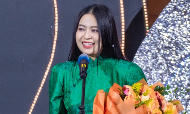 Bí ẩn nhất showbiz Việt 2024: Hoàng Thuỳ Linh - Đen Vâu cưới và đón con đầu lòng khi nào?- Ảnh 6.