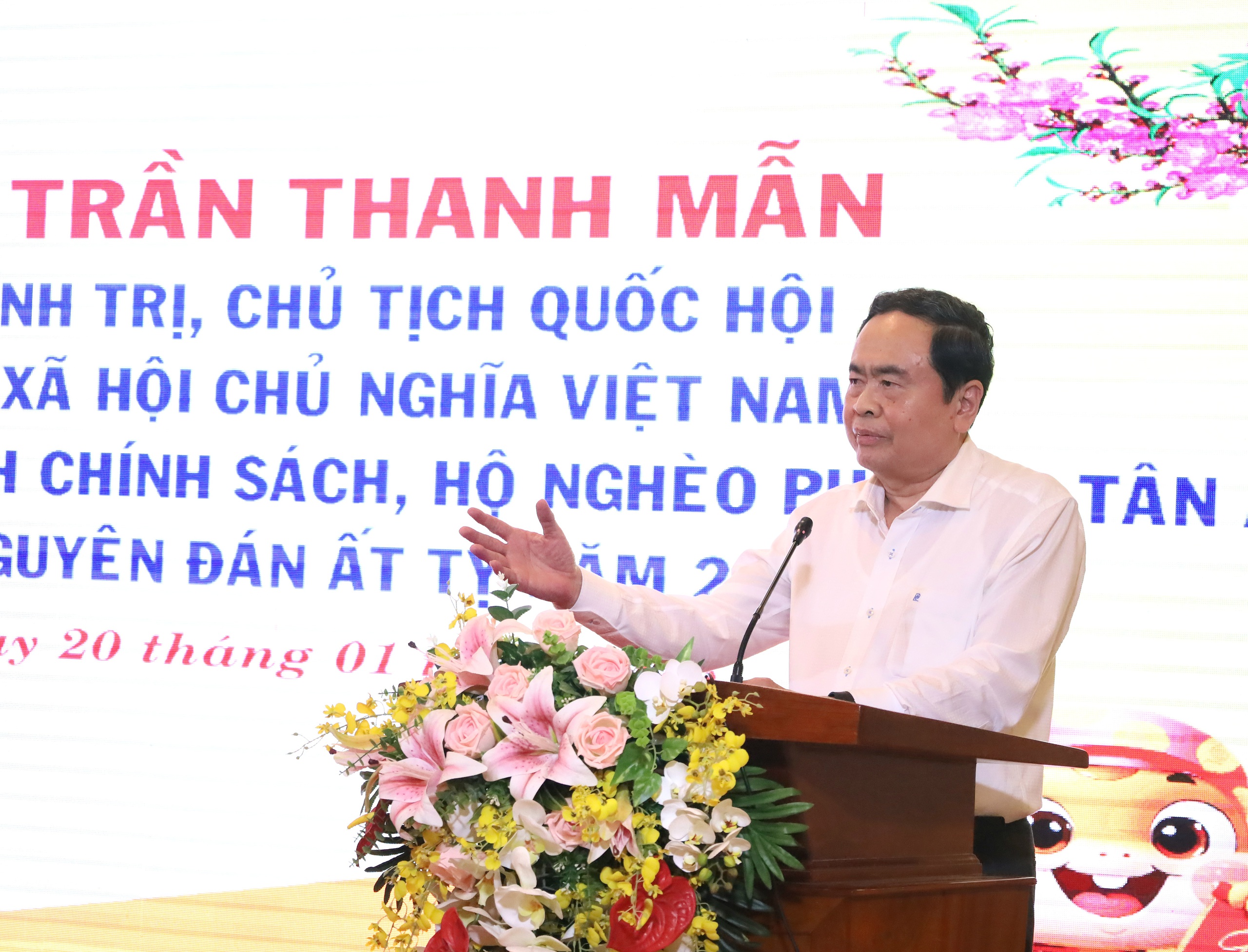 Chủ tịch Quốc hội Trần Thanh Mẫn tặng quà tết tại Cần Thơ- Ảnh 2.