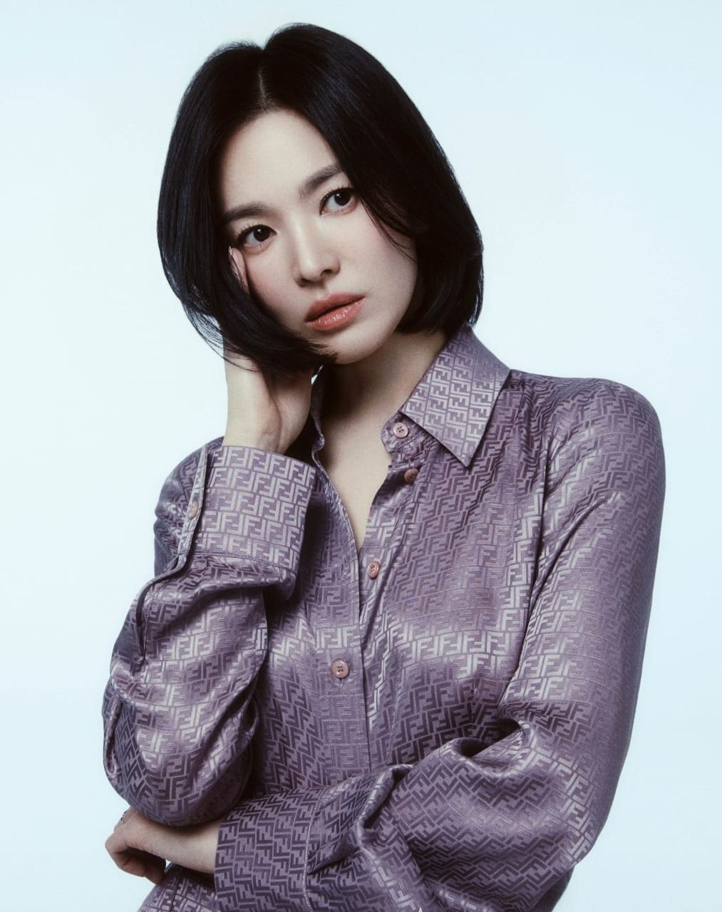 Song Hye Kyo dành 6 tháng tập hút thuốc- Ảnh 2.