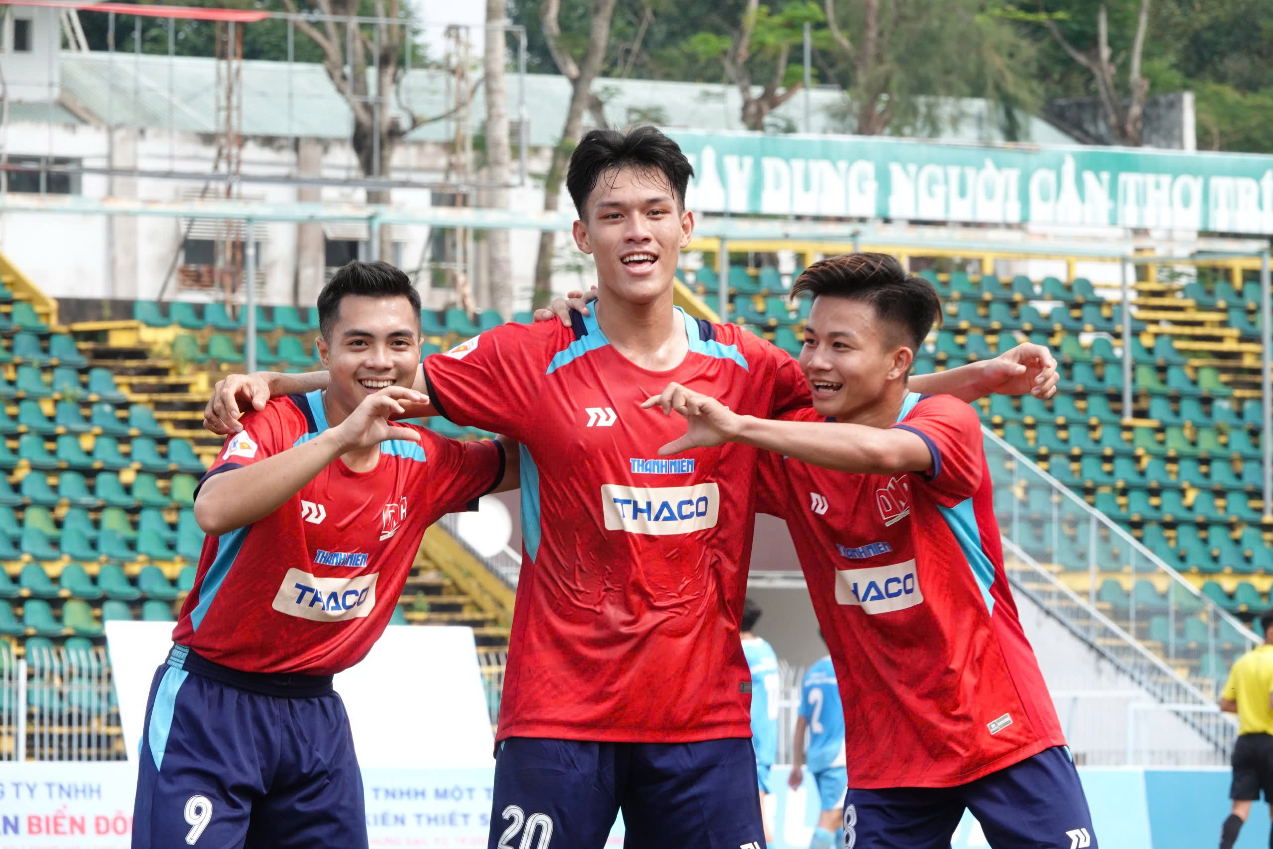 Trường ĐH Nam Cần Thơ 0-1 Trường ĐH Trà Vinh: Bàn thắng vàng phút cuối cùng- Ảnh 2.