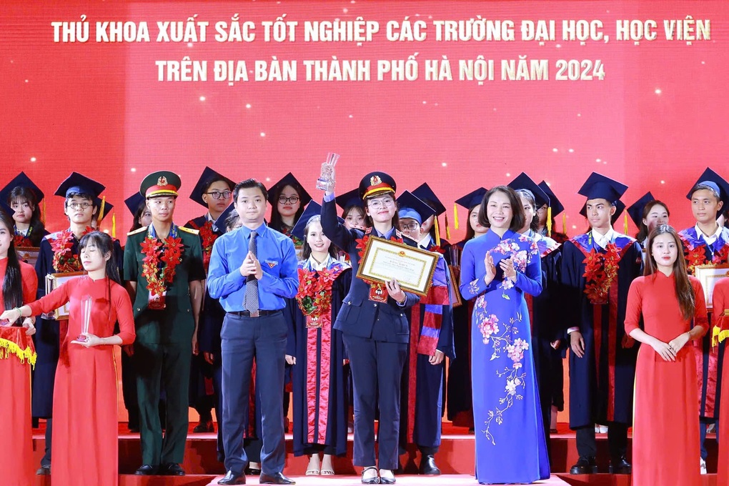 Cái Tết công chức đầu tiên của thủ khoa Trường Đại học Kiểm sát Hà Nội - 1