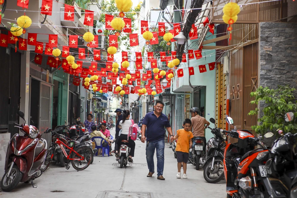 'Chiếc áo Tết' của hẻm Sài Gòn