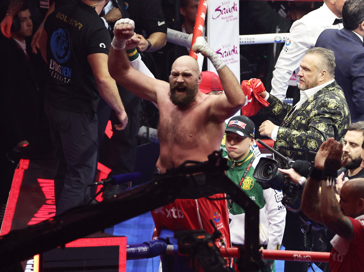 Cú lừa của Tyson Fury? - Ảnh 1.