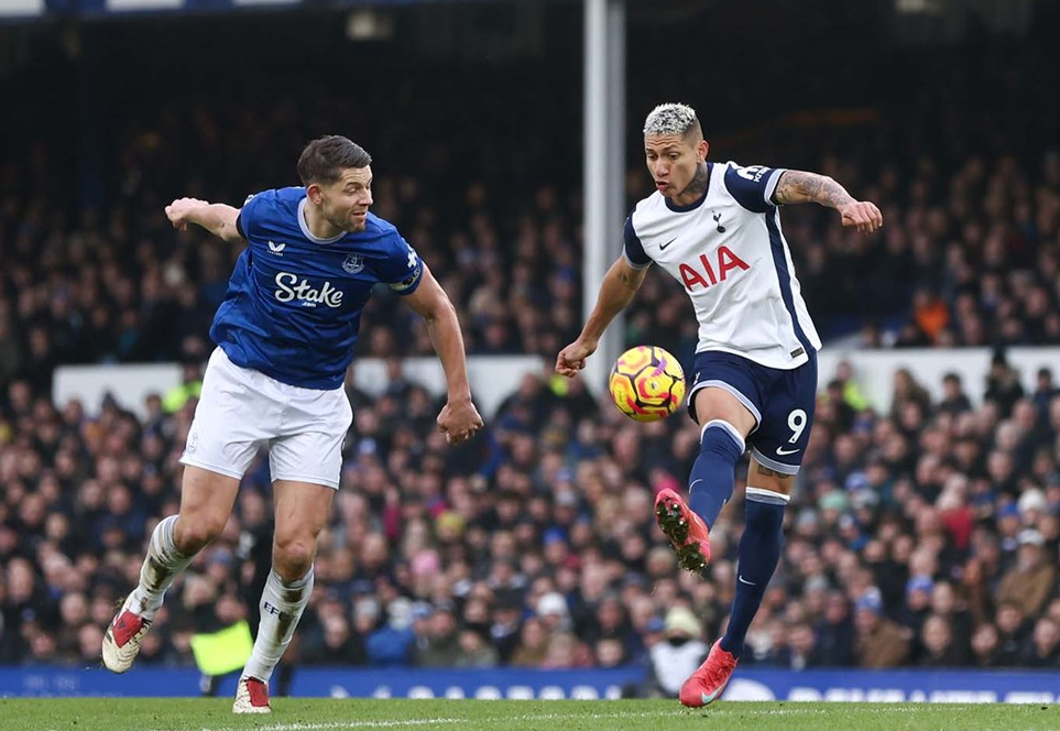 Đại gia sa lầy, thất vọng với Man United và Tottenham- Ảnh 7.