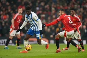 MU trắng tay trên sân nhà Old Trafford