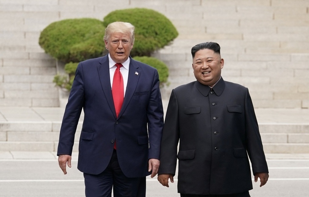 Ông Trump có thể đối thoại với lãnh đạo Triều Tiên Kim Jong-un - 1