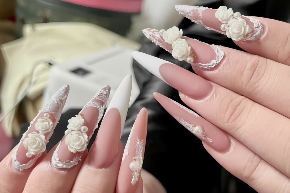 Thợ nail làm việc 19 giờ/ngày dịp Tết, thu nhập gấp 3 ngày thường - 3