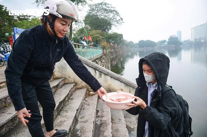 Tin không khí lạnh tăng cường ngày 15/1 và dự báo thời tiết Tết ông Công ông Táo- Ảnh 1.