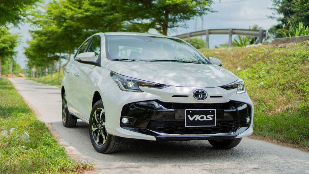 Toyota Vios chốt số năm 2024 với vị trí trí số 1 phân khúc sedan hạng B - 1