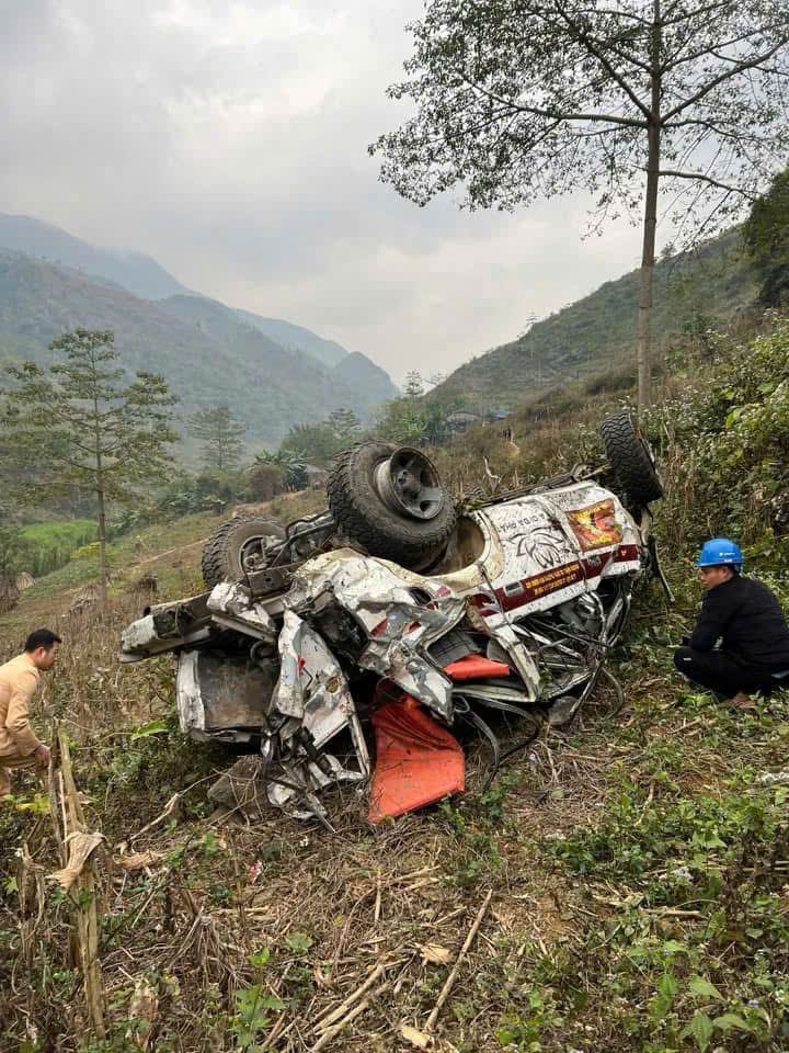 Tài xế xe cứu thương 0 đồng gặp tai nạn nghiêm trọng khi đi cứu người, cần lắm những tấm lòng hảo tâm giúp đỡ- Ảnh 2.